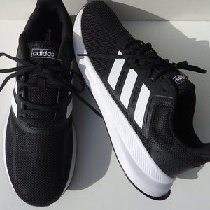 NWB. SIZE 12. ADIDAS Runfalcon running Sneakers shoes.
